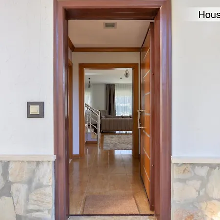 Pasakoey בית הארחה סייד